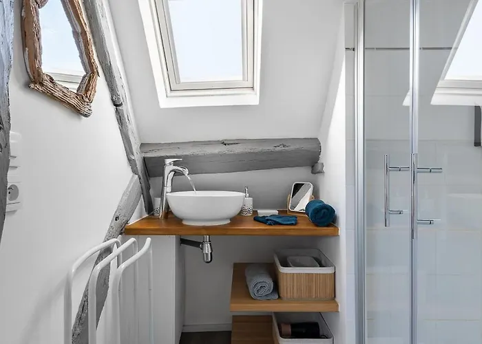 La Goélette / Entre Port Et / Centre Dieppe