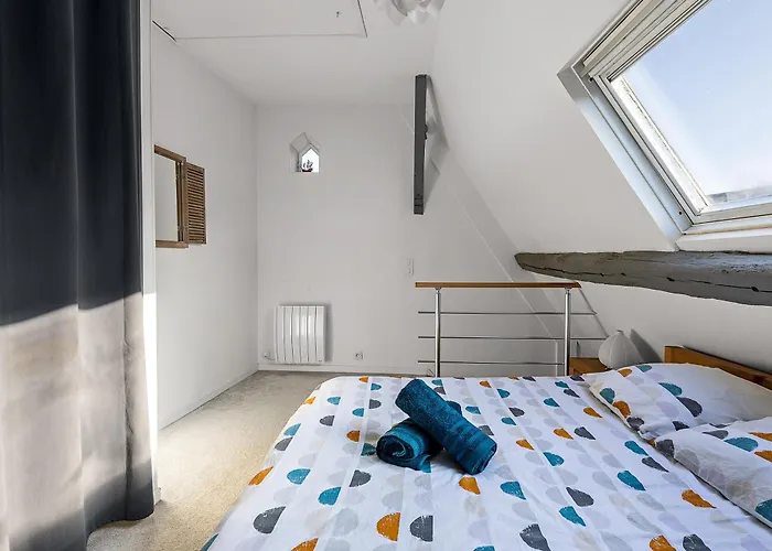 La Goélette / Entre Port Et / Centre Dieppe